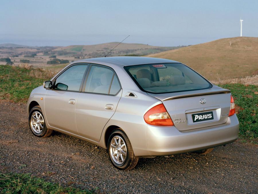  Toyota Prius 2001 года  (AU) (фото 12 из 23)